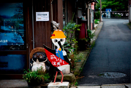 秘密の裏通り-メイン通りから少し外れると、昔のなごりがあります。